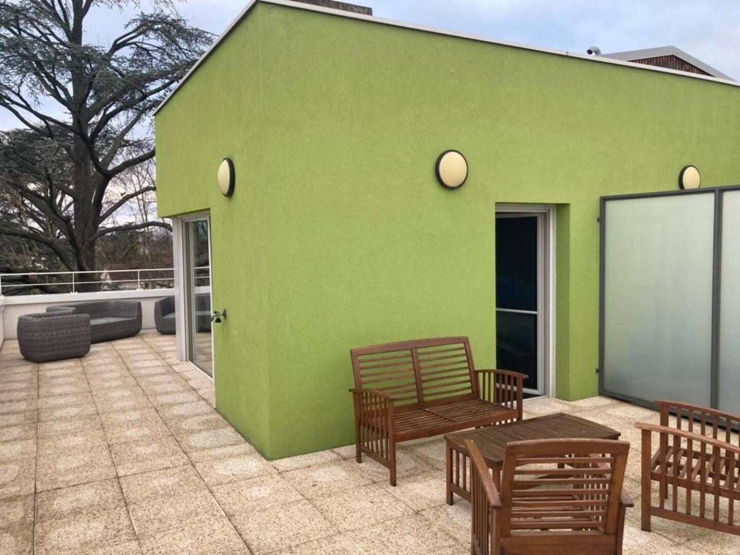 Standing 3 Chambres, Parkings, Terrasse Meyzieu Exterior foto